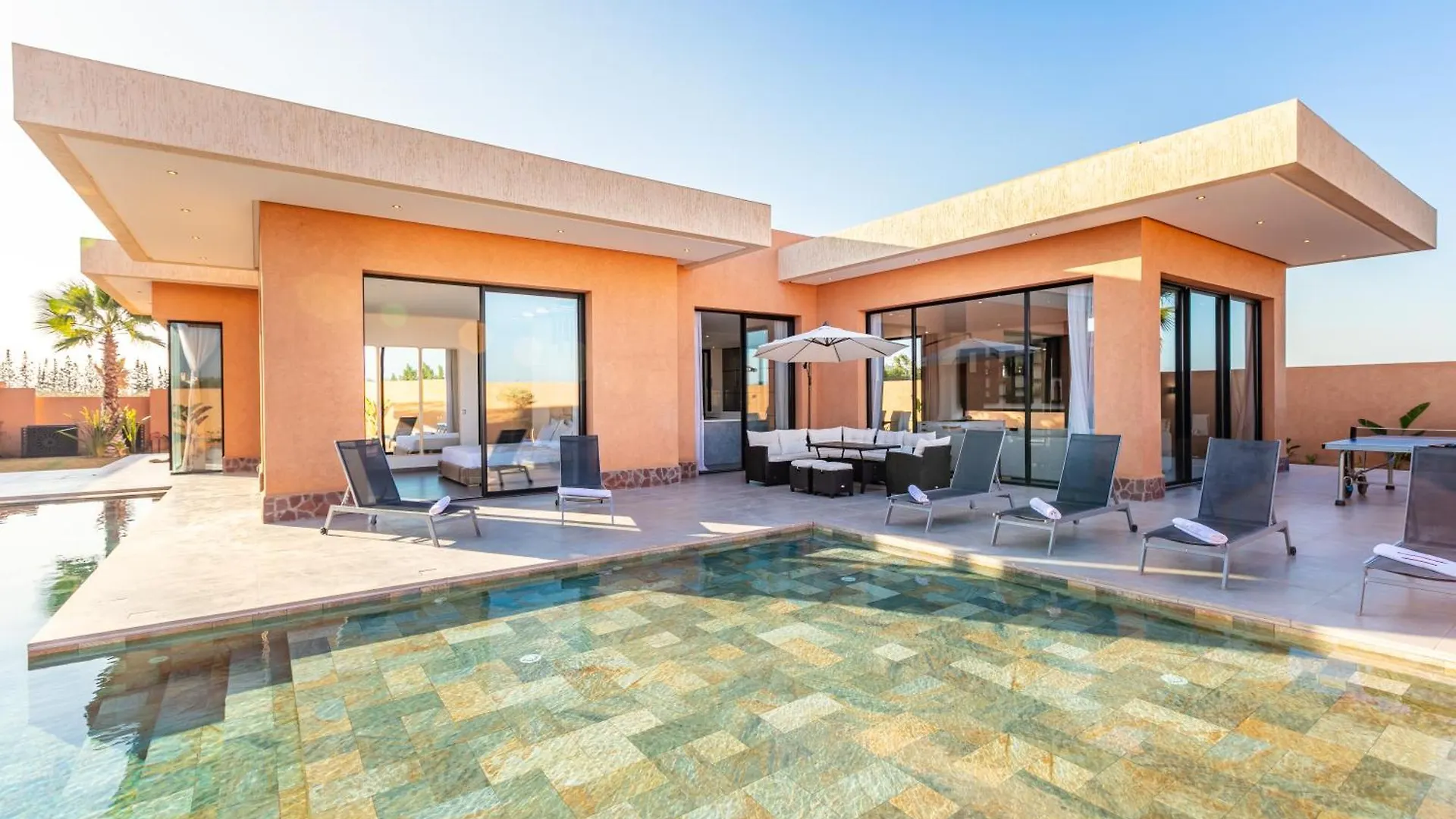 Villa NEW, La Perle Rouge, Piscine chauffée, Personels Marrakesh