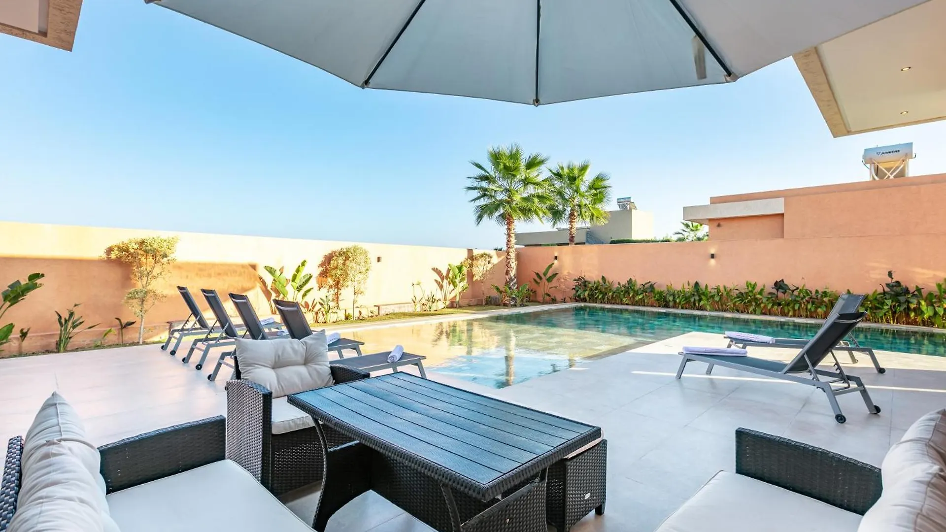Villa Perle Rouge, Piscine , Cuisiniere, Billard, Playstation5 Marrakesh Morocco